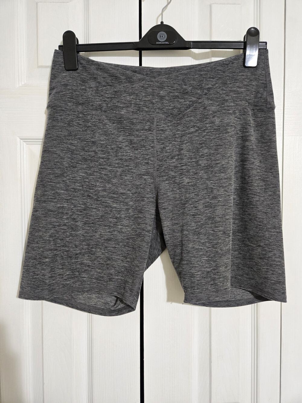 Maurices xl women's heather grey athletic biker shorts